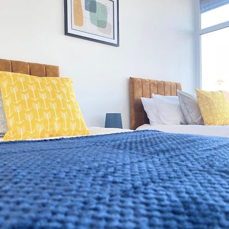 1 Bedroom Apartment - Flitwick - Contractor Friendly - Tourist Ready - Full Kitchen - Wifi - Smart Tv - Sofa Bed - Free Parking - Ideal For Short Or Long Stays ภายนอก รูปภาพ