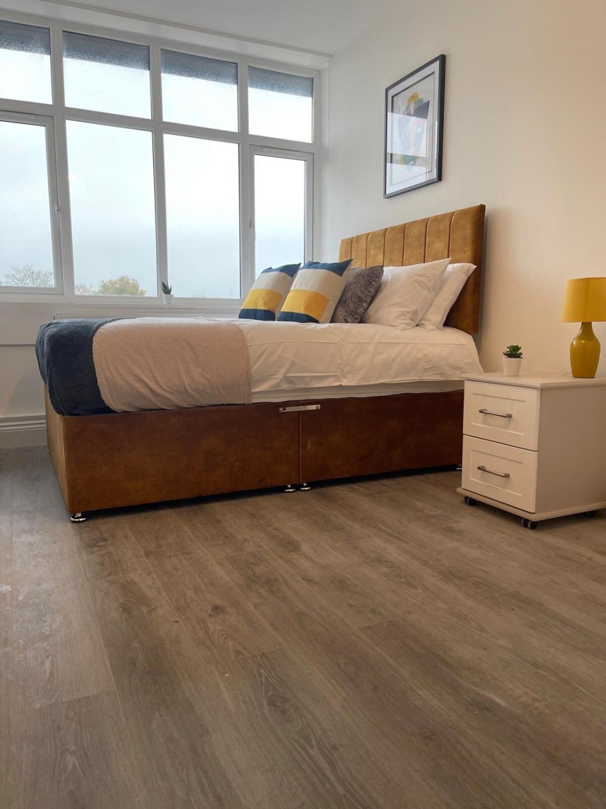 1 Bedroom Apartment - Flitwick - Contractor Friendly - Tourist Ready - Full Kitchen - Wifi - Smart Tv - Sofa Bed - Free Parking - Ideal For Short Or Long Stays ภายนอก รูปภาพ